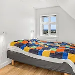 5 Bedroom In