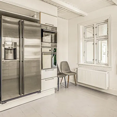 5 Bedroom In * Svaneke