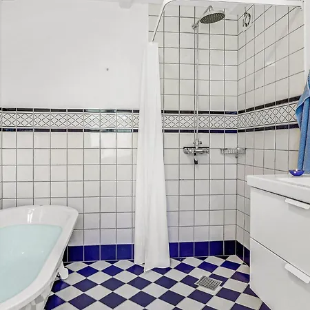 5 Bedroom In Svaneke
