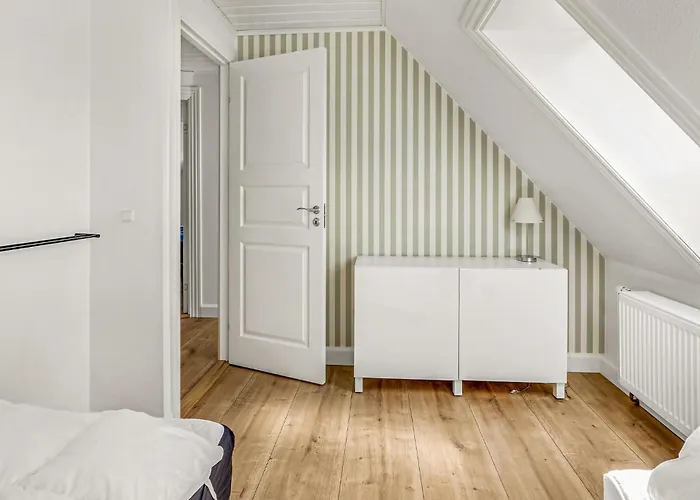5 Bedroom In * Сванеке