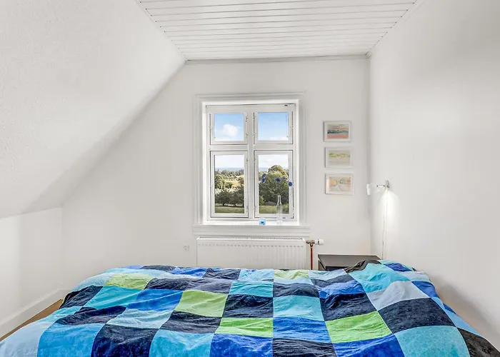 Дом отдыха 5 Bedroom In Сванеке