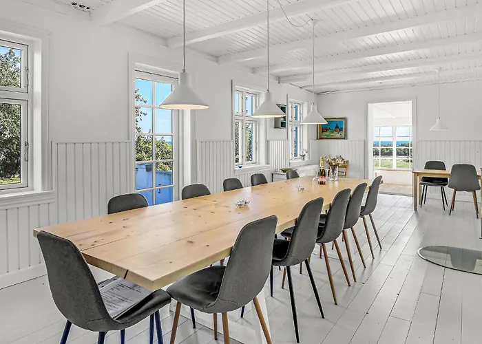 Дом отдыха 5 Bedroom In Сванеке